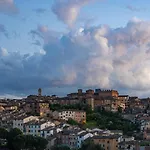 Attico San Francesco アパート *