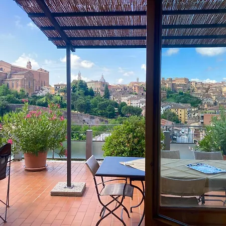 Attico San Francesco Apartamento